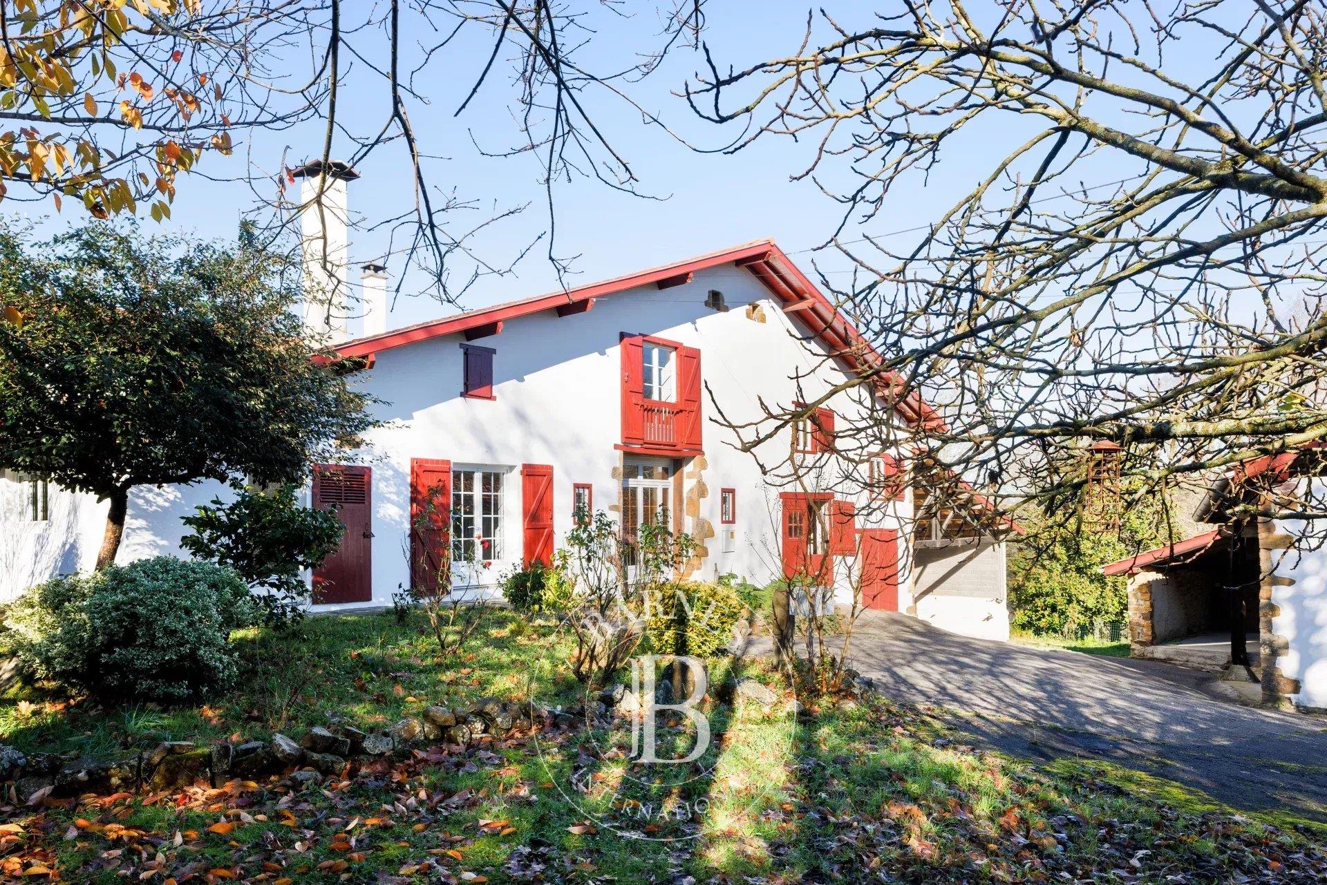 Maison à vendre, 427m², Saint-Palais