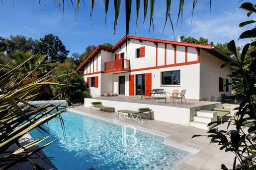 Maison 6 pièces 210 m² · à Bidart · 210 m² · 1 780 000 €