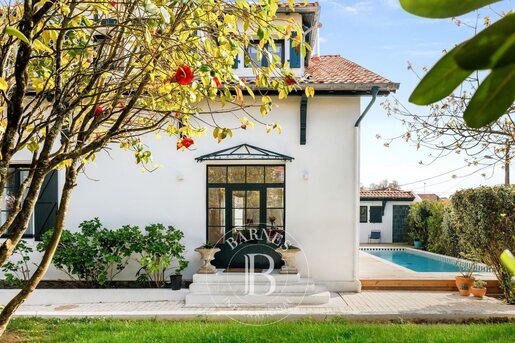 Maison 7 pièces 200 m² · à Biarritz · 200 m² · 1 945 000 €