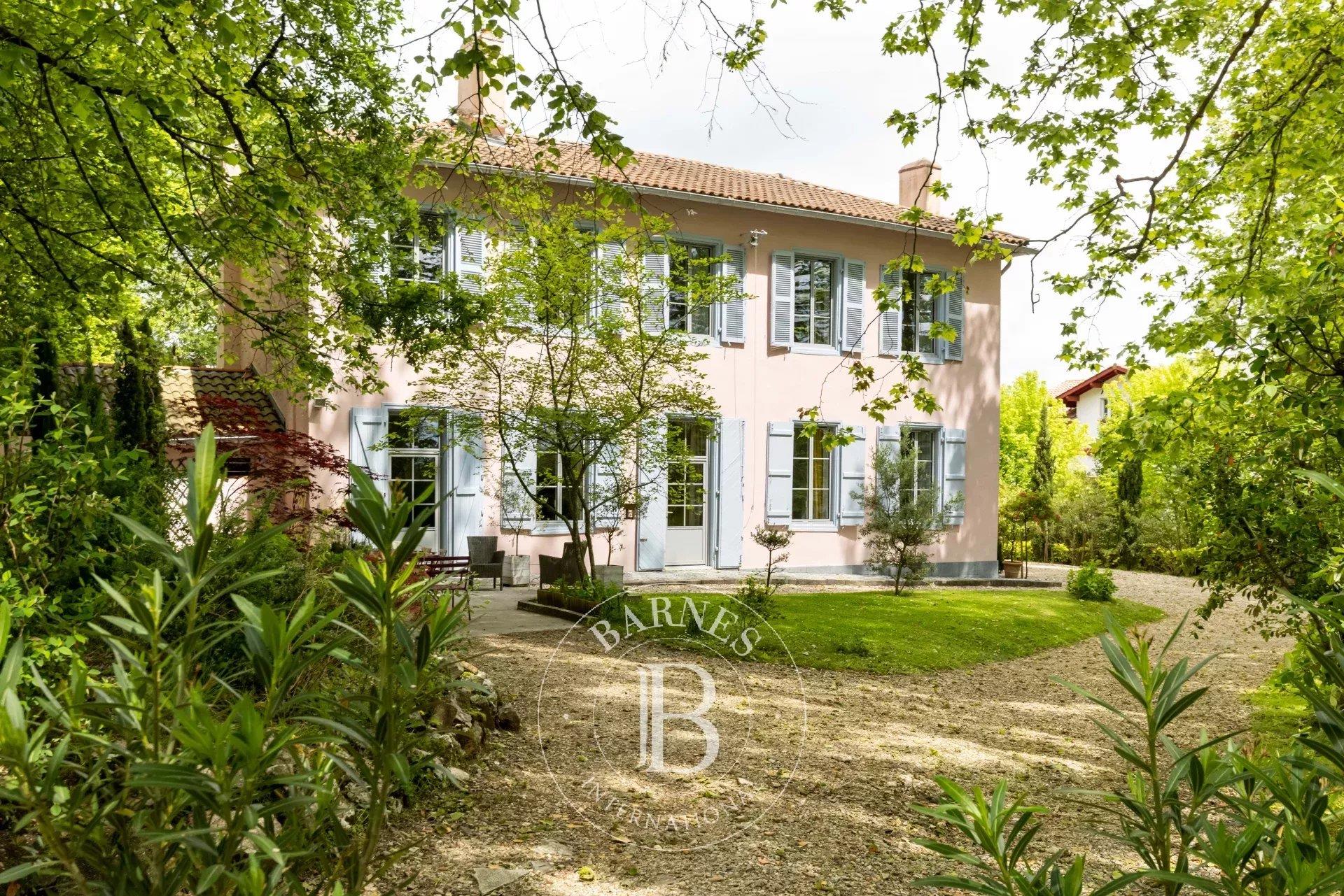 Maison à vendre, 600m², Saint-Pierre-d'Irube