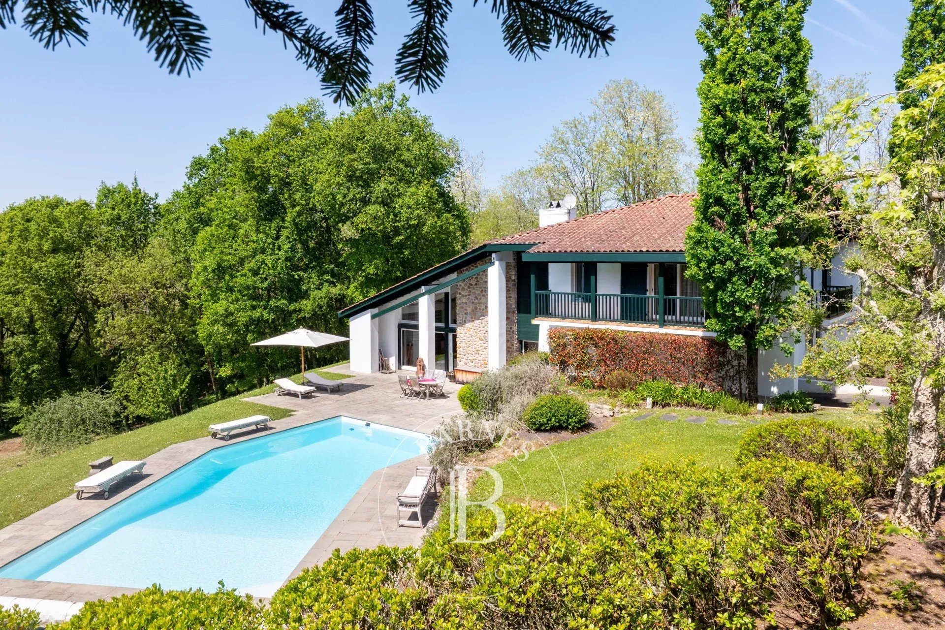 Maison à vendre, 292m², Mouguerre