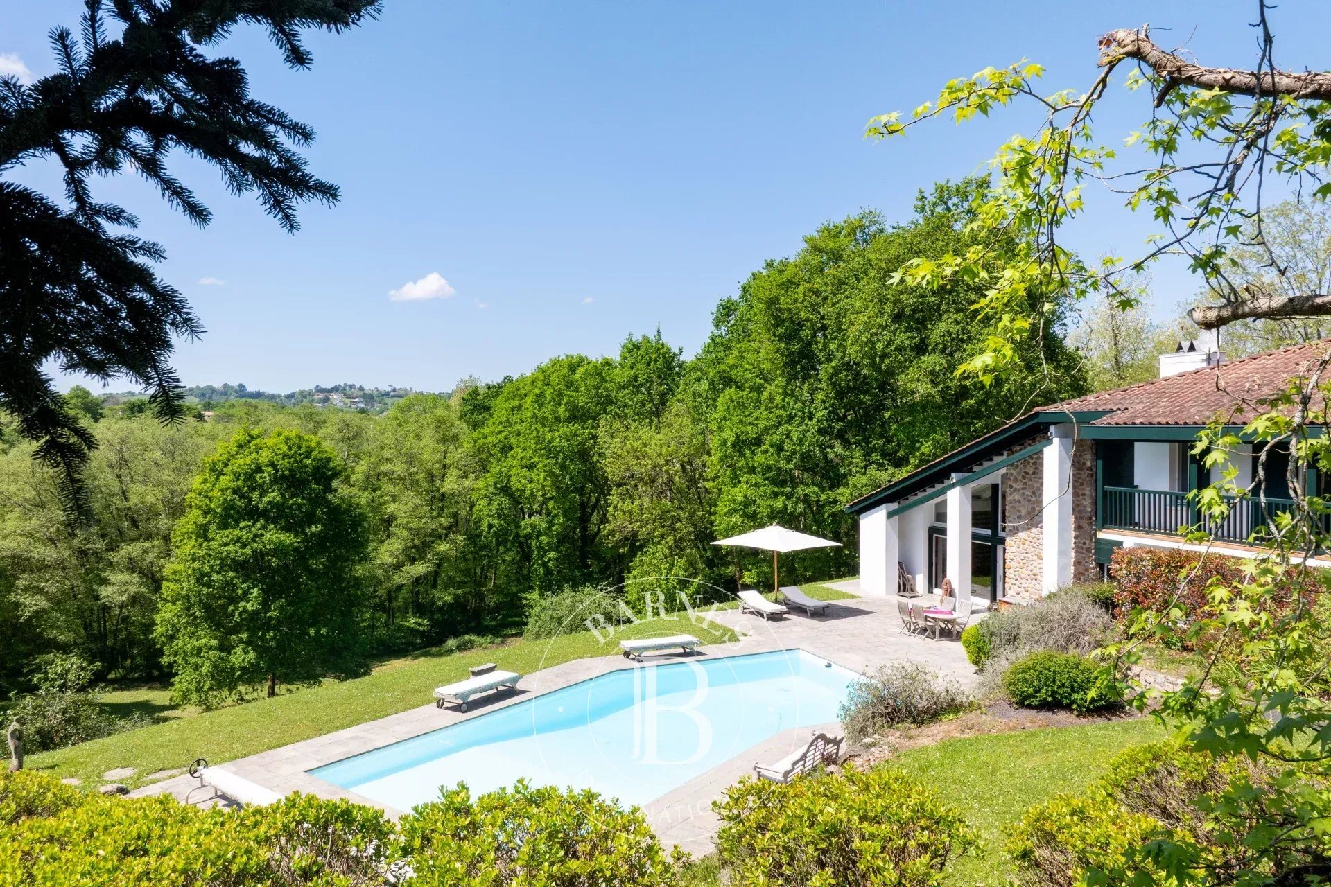 Maison à vendre, 292m², Mouguerre