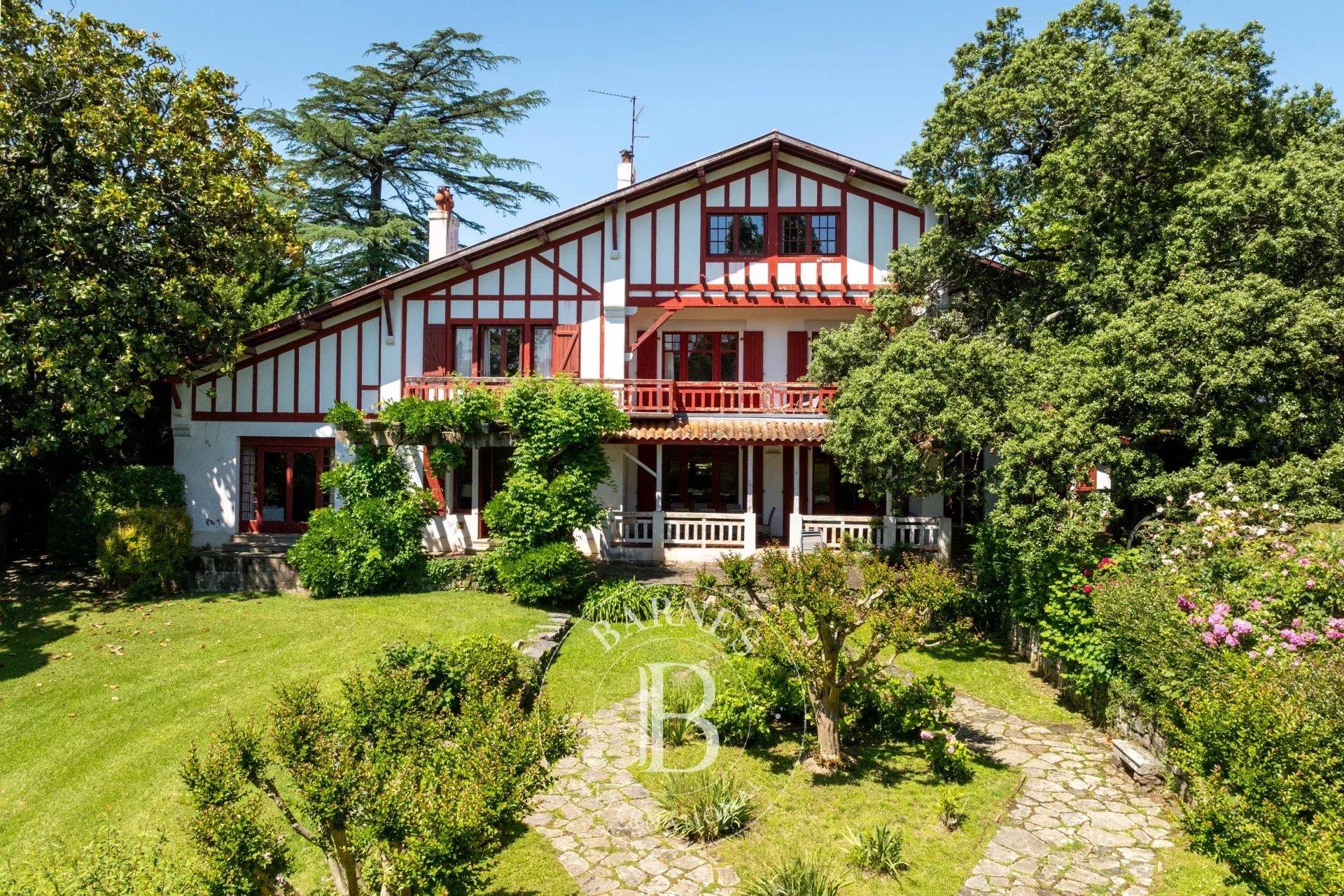 Maison à vendre, 500m², Saint-Jean-de-Luz