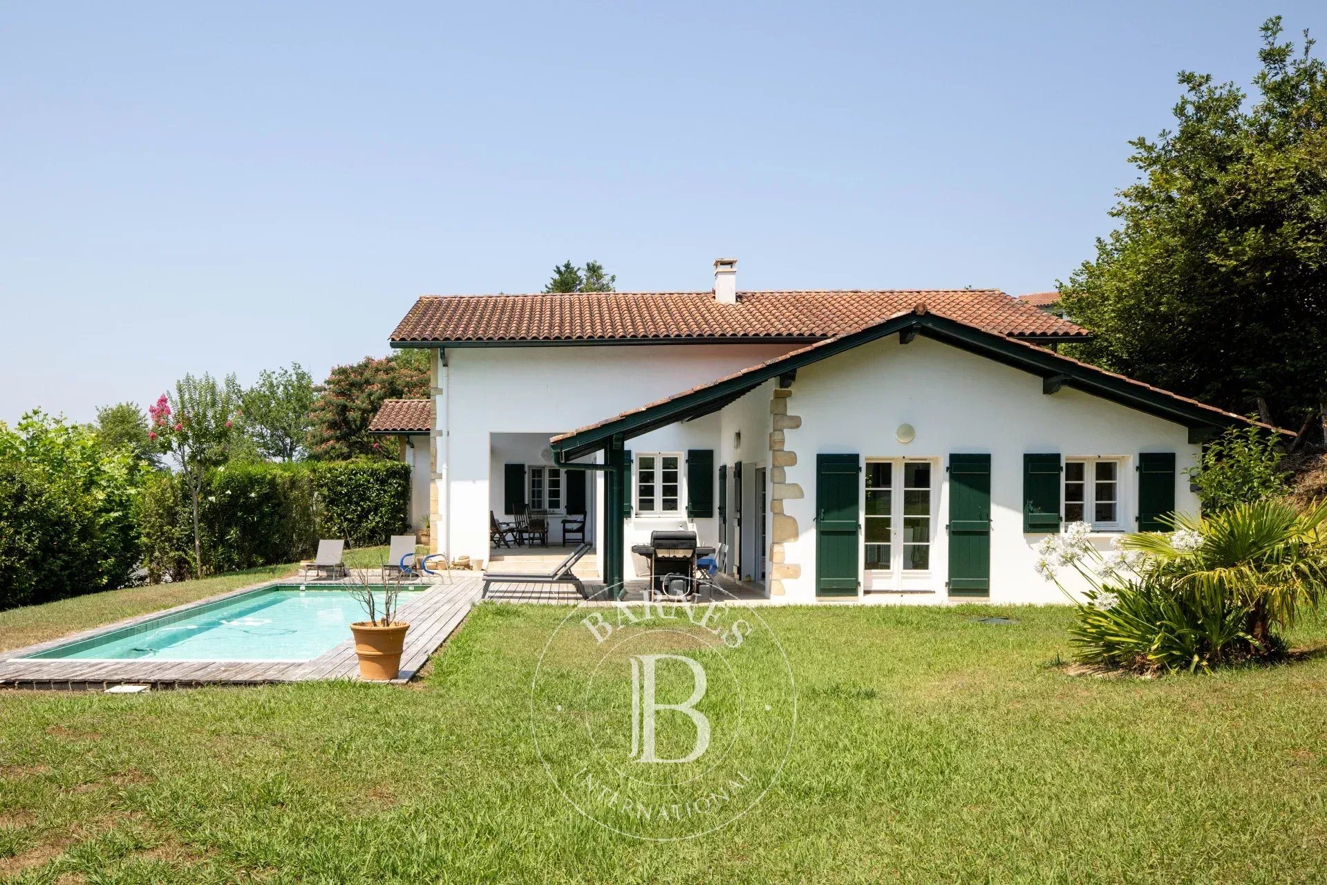 Ascain, Village House With Swimming Pool And Panoramic Views - Vue 3
