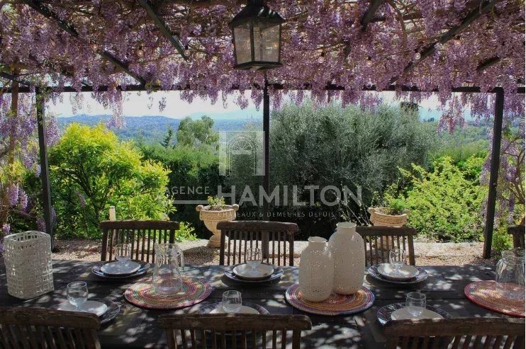 Maison à vendre, 205m², Châteauneuf-Grasse
