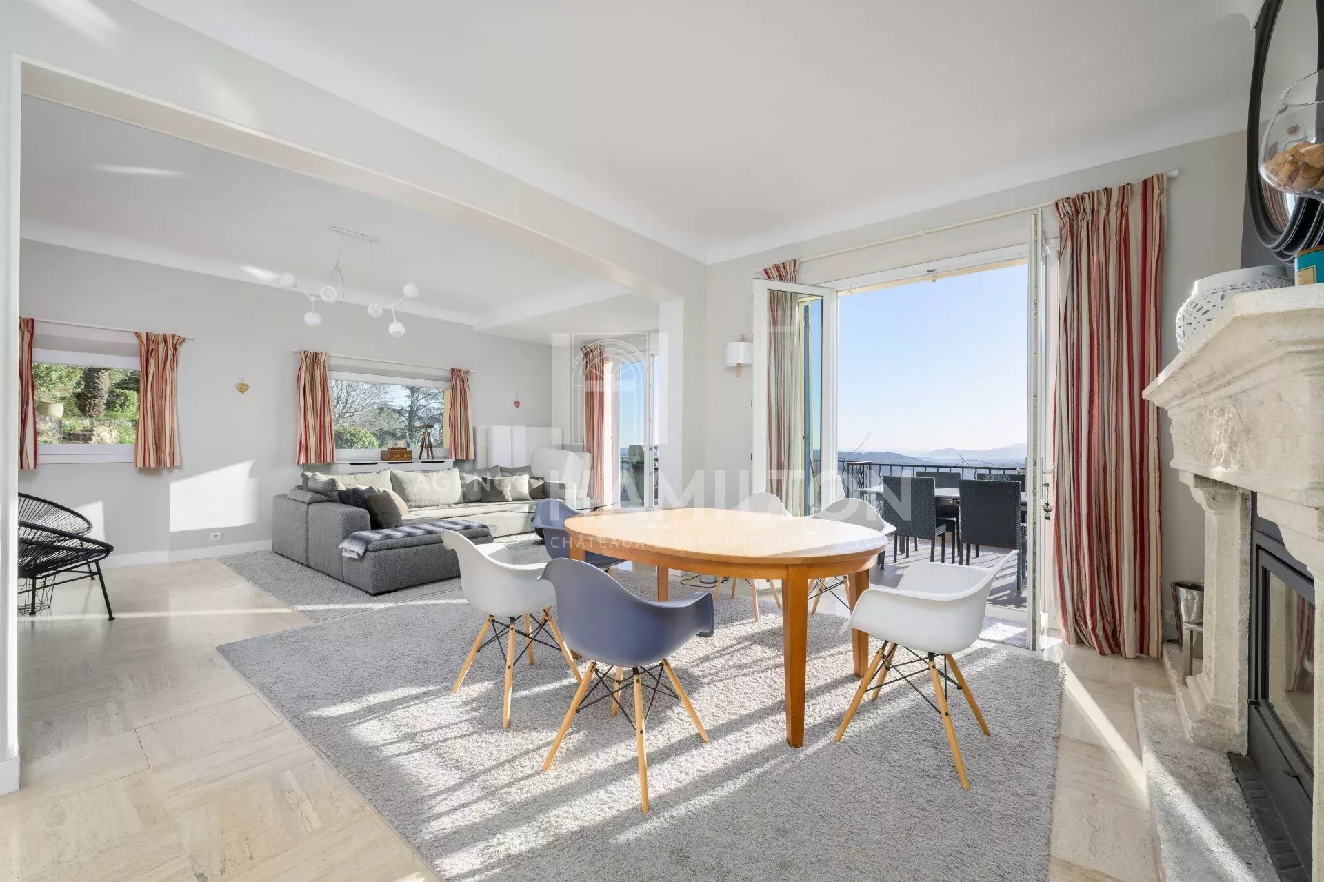 Maison à vendre, 205m², Châteauneuf-Grasse