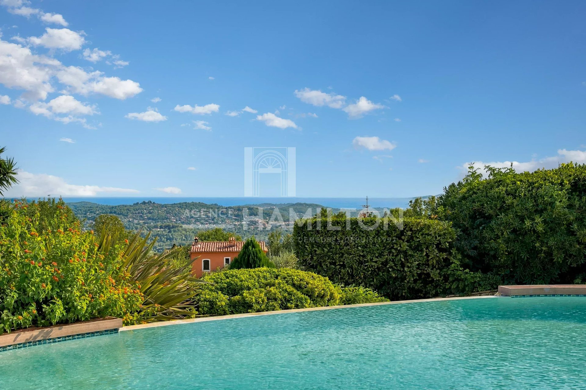 Maison à vendre, 175m², Châteauneuf-Grasse