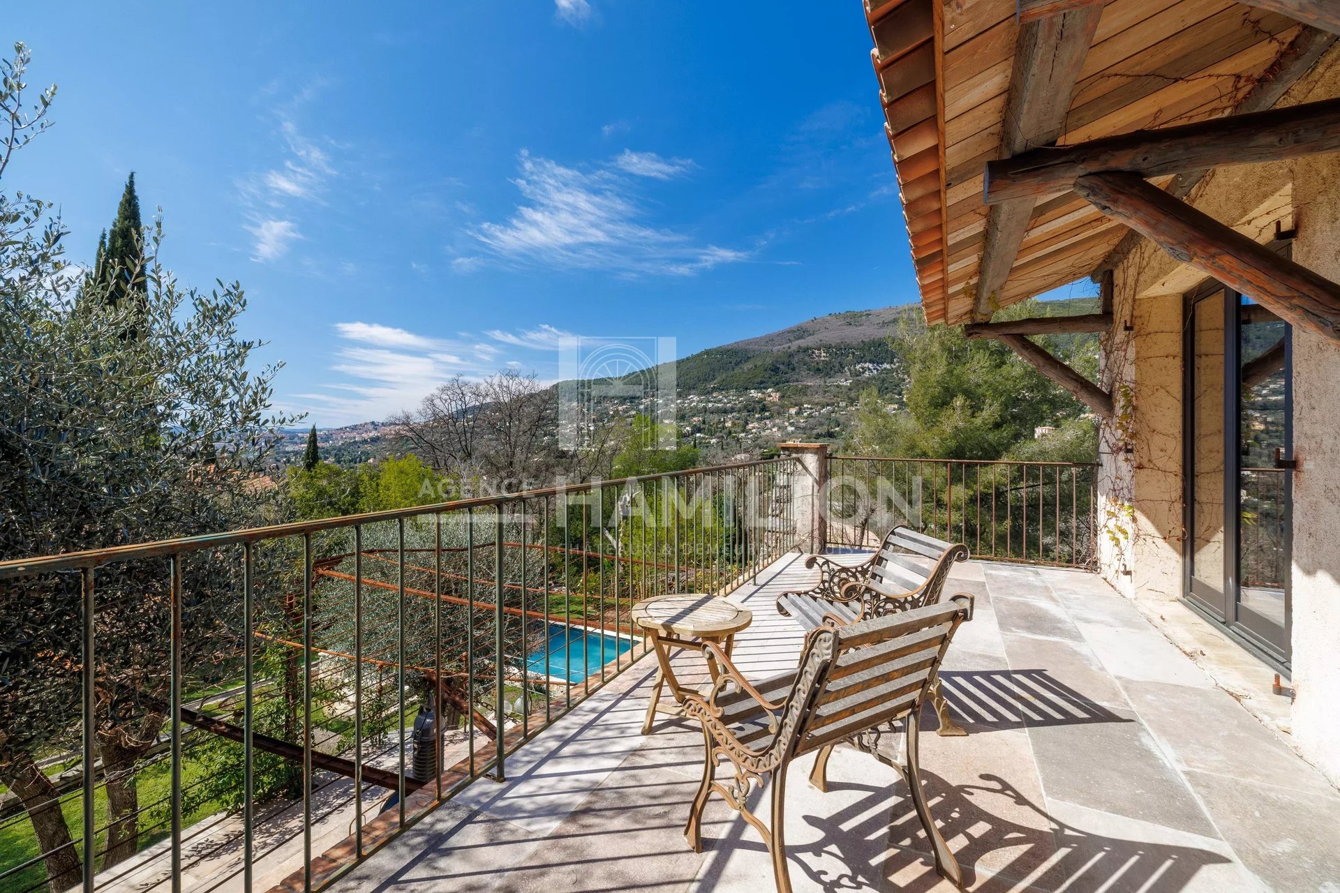 Maison à vendre, 230m², Grasse