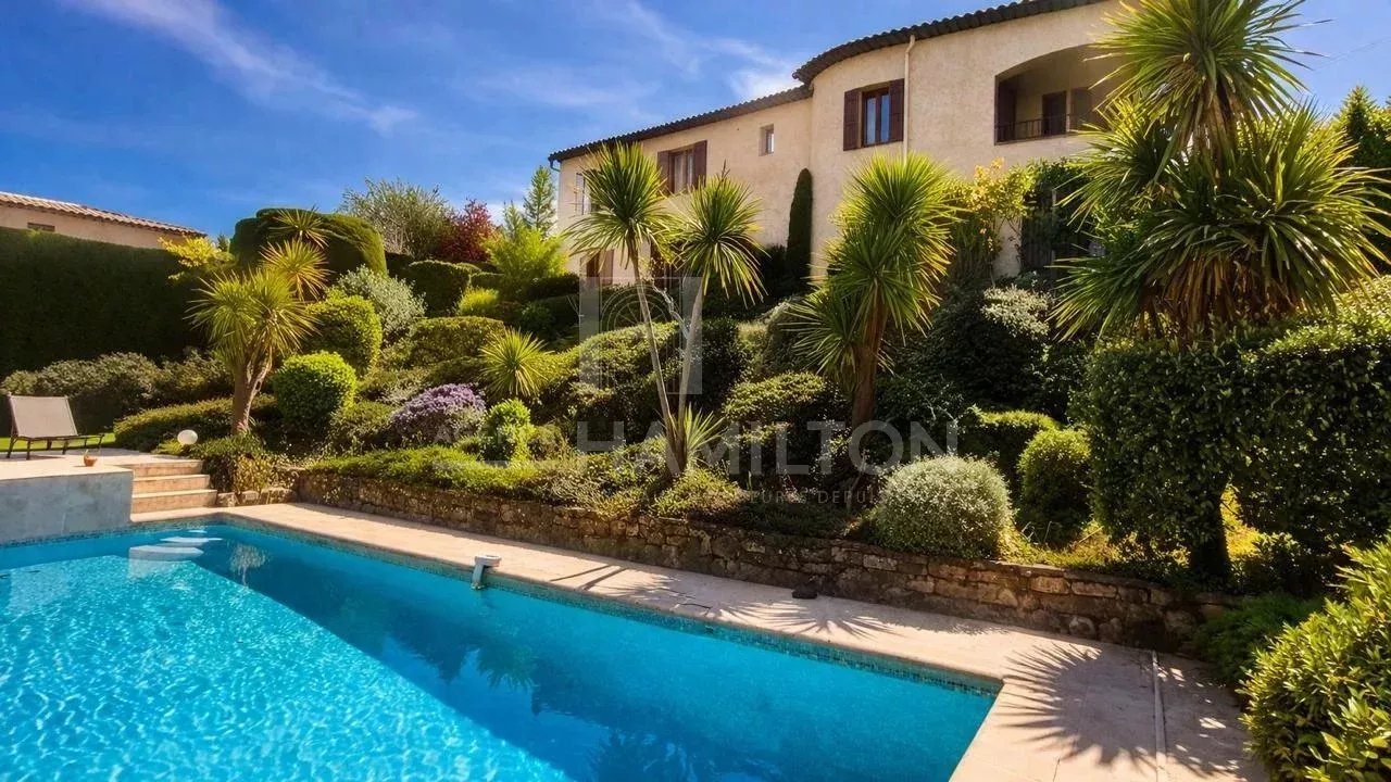 Maison à vendre, 200m², Le Rouret