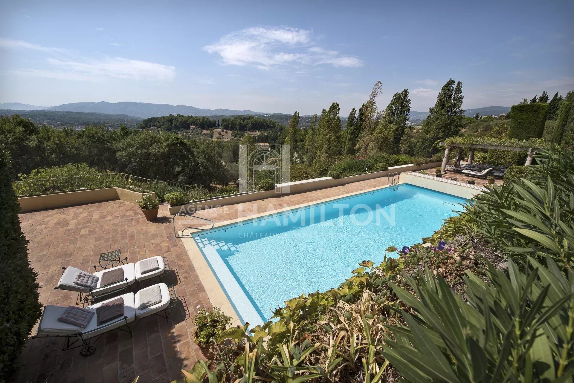 Maison à vendre, 520m², Grasse