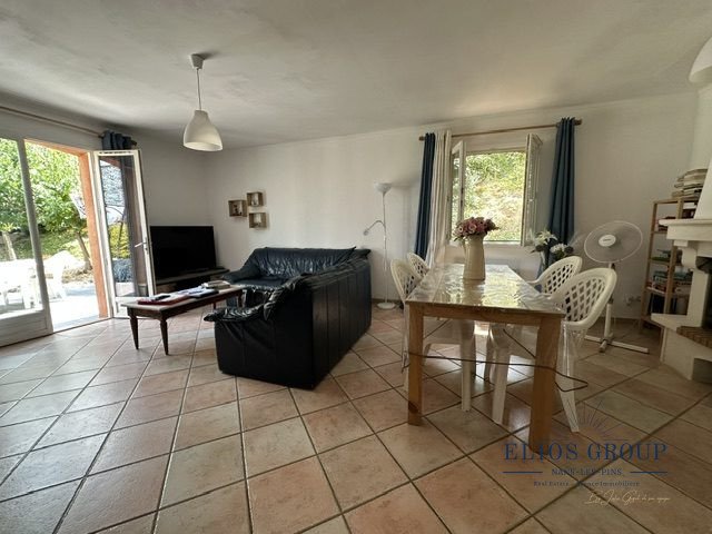 Maison à vendre, 88m², Rougiers