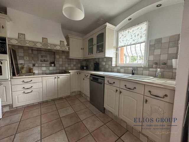 Maison à vendre, 88m², Rougiers
