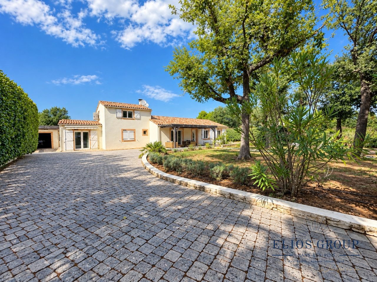 Maison à vendre, 190m², Nans-les-Pins