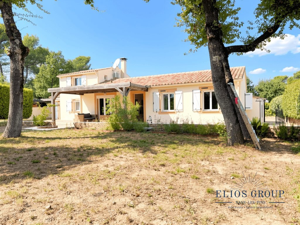 Maison à vendre, 190m², Nans-les-Pins