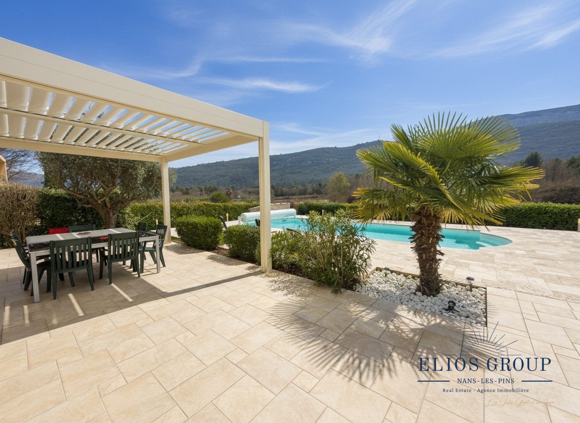 Maison à vendre, 140m², Nans-les-Pins