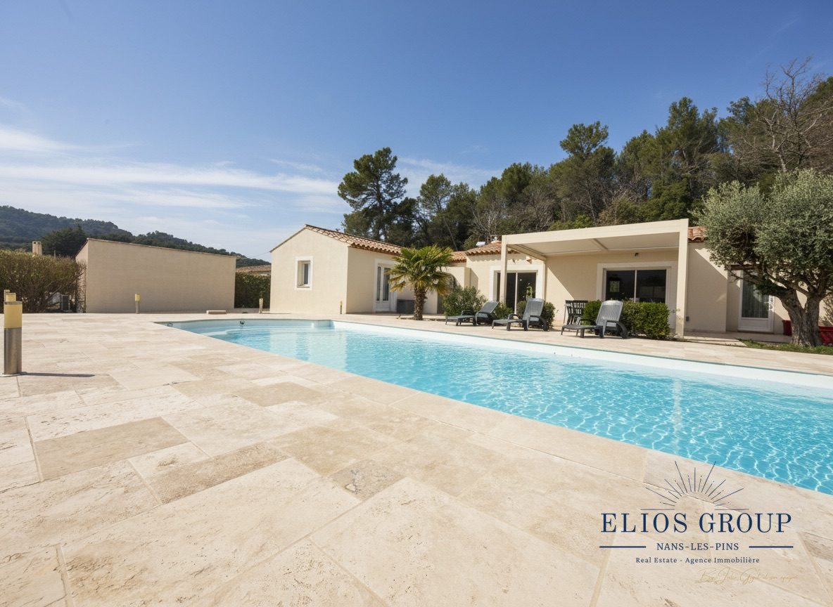 Maison à vendre, 140m², Nans-les-Pins