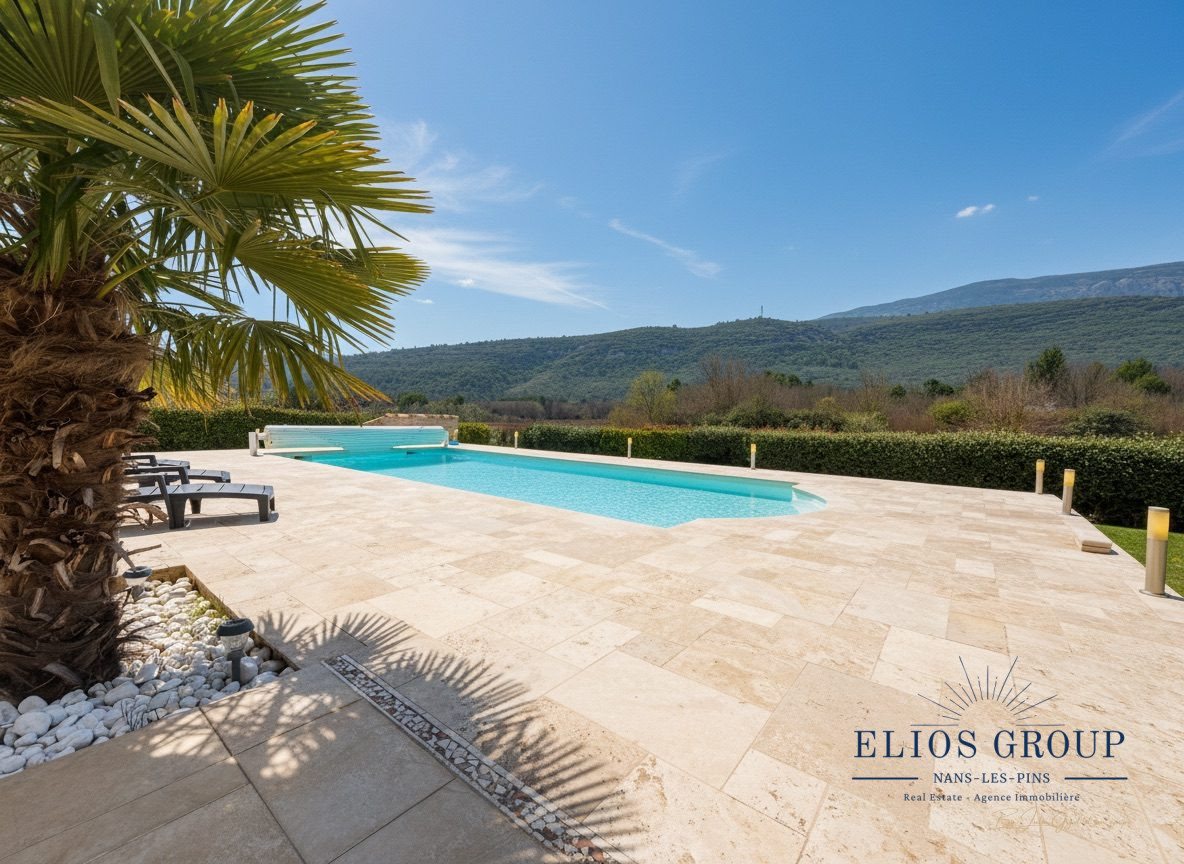 Maison à vendre, 140m², Nans-les-Pins