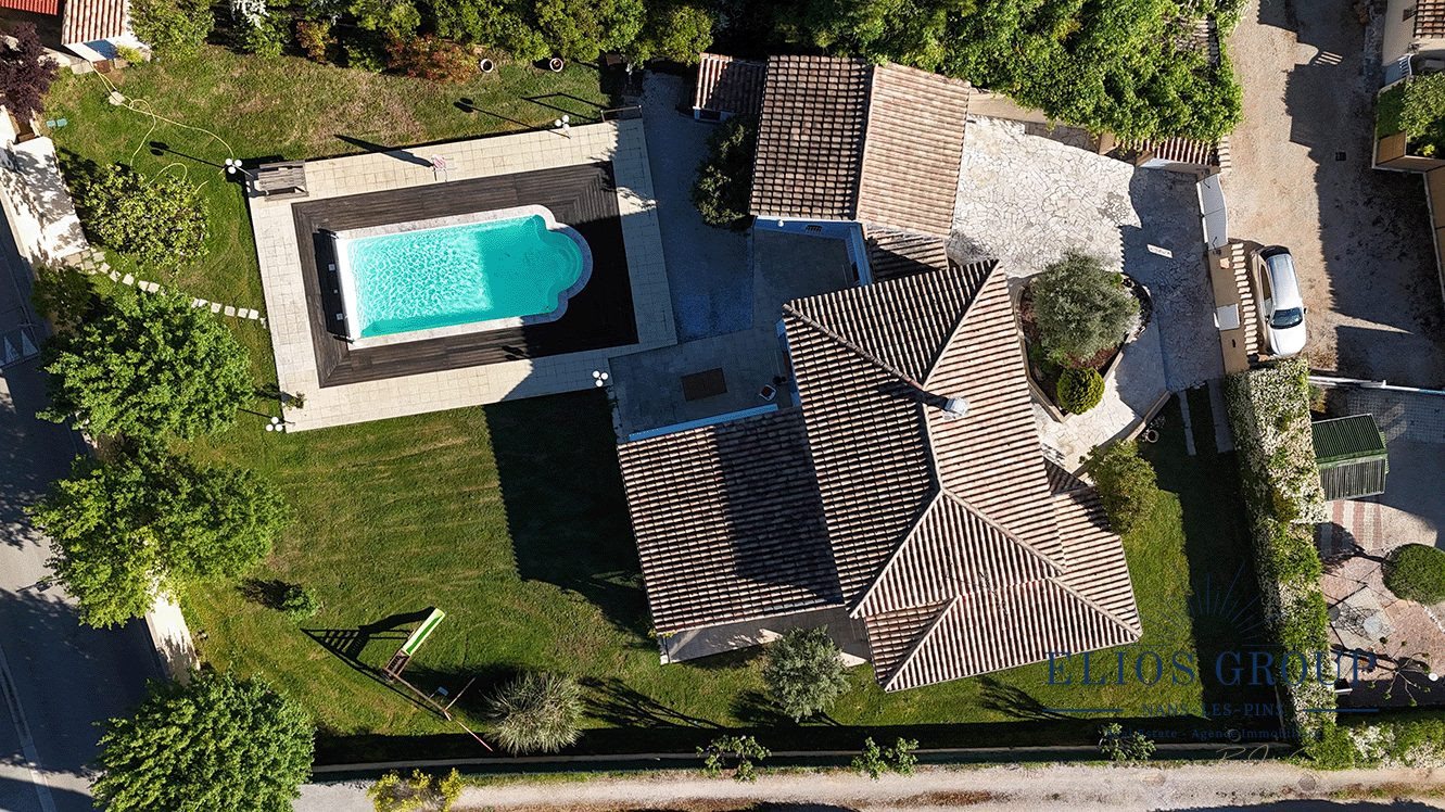 Maison à vendre, 220m², Nans-les-Pins
