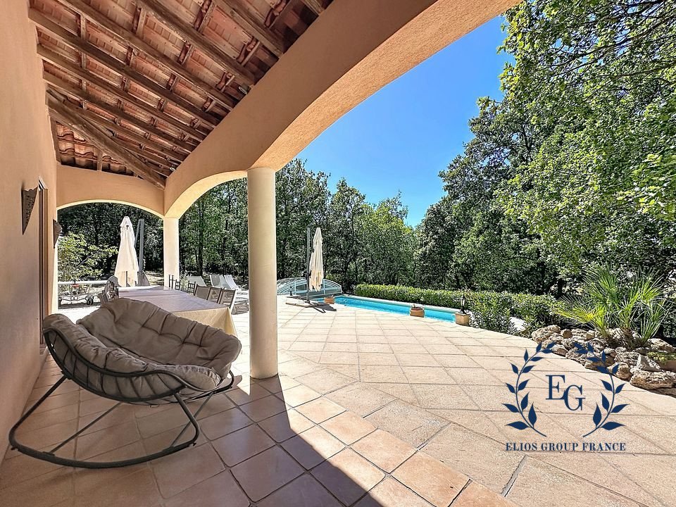 Maison à vendre, 140m², Besse-sur-Issole