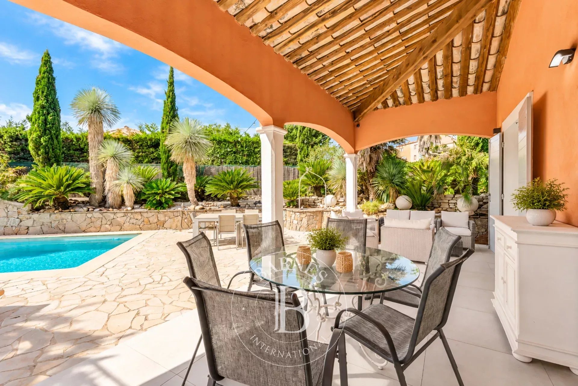Maison à vendre, 150m², Gassin