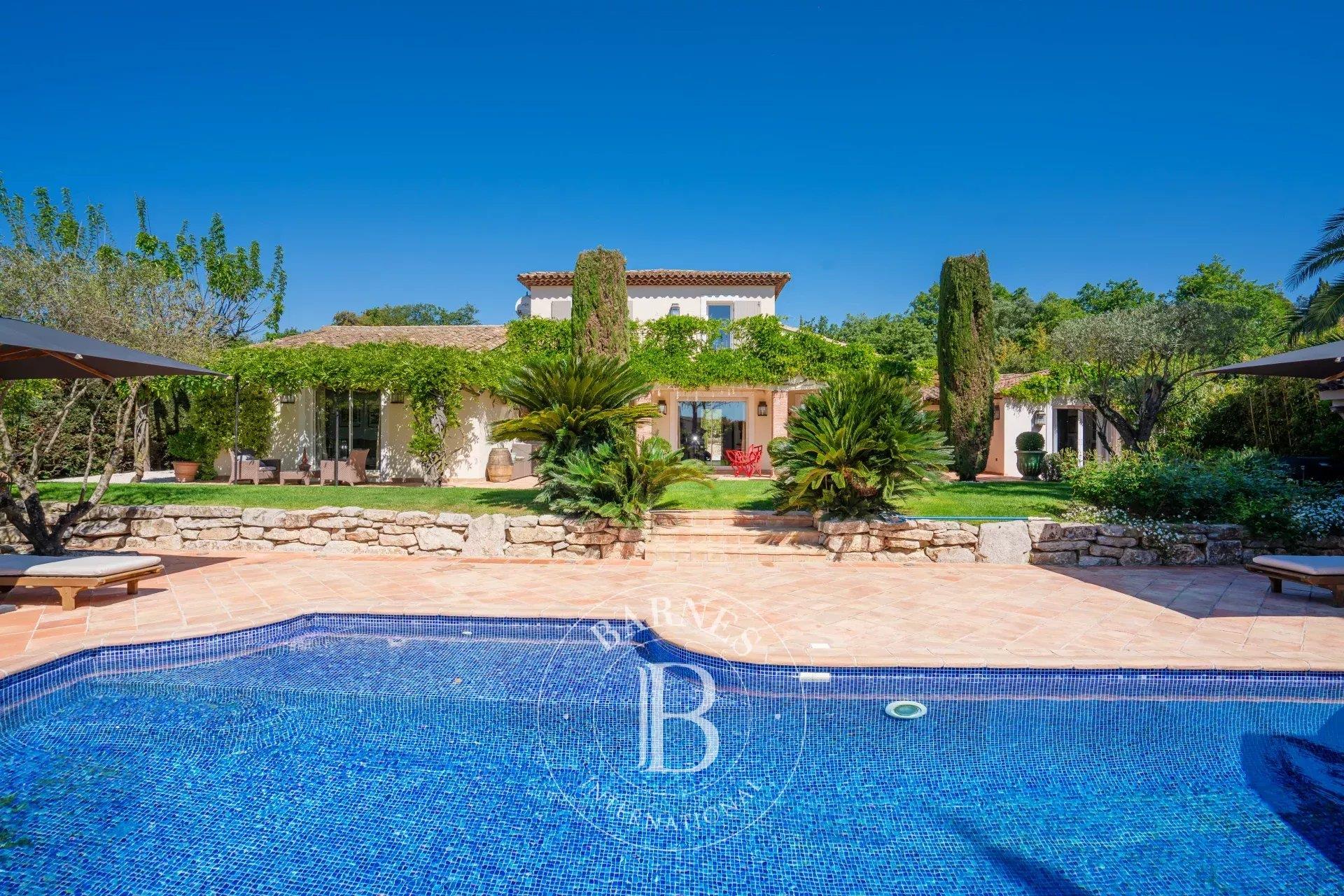 Maison à vendre, 233m², Grimaud
