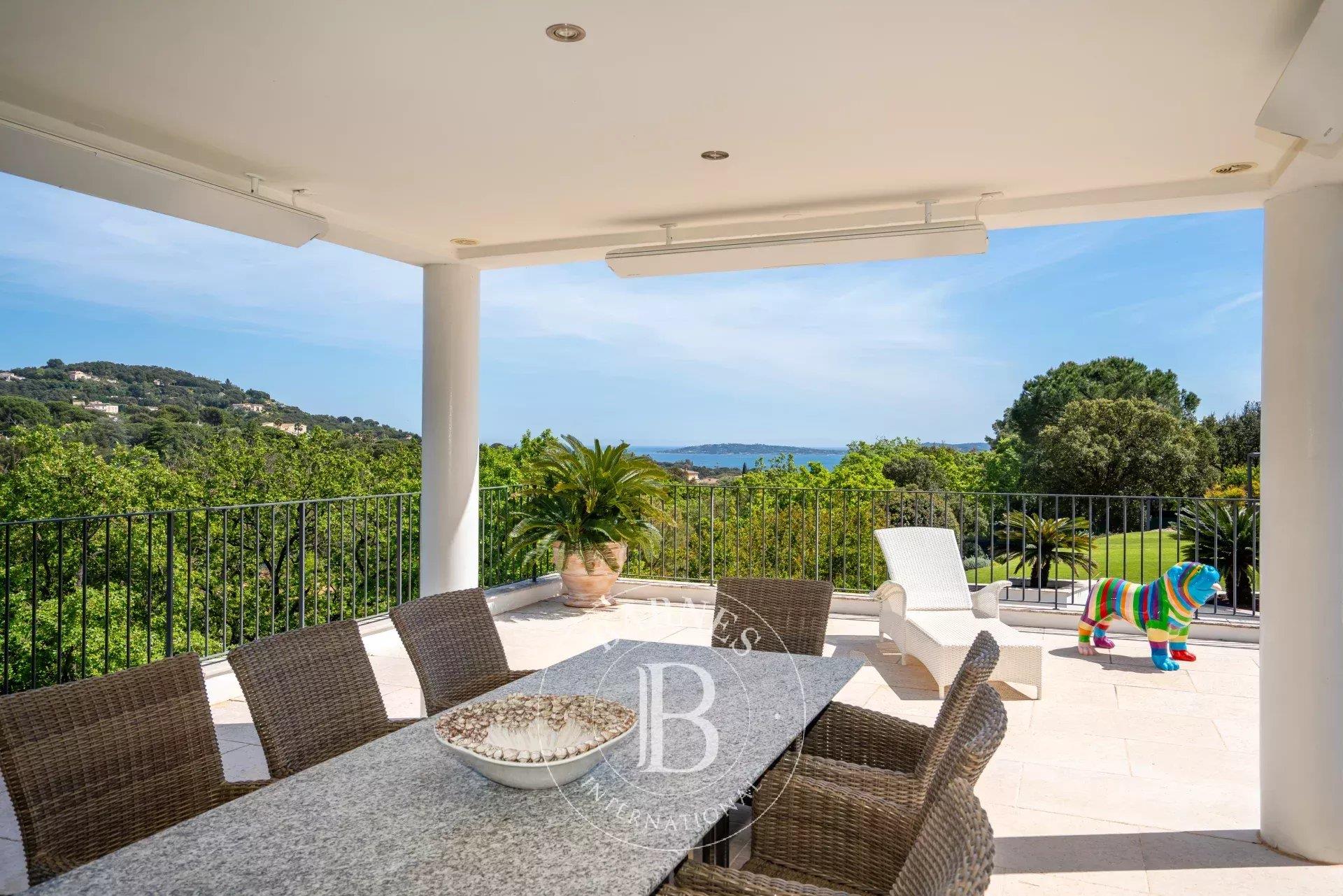 Maison à vendre, 440m², Grimaud