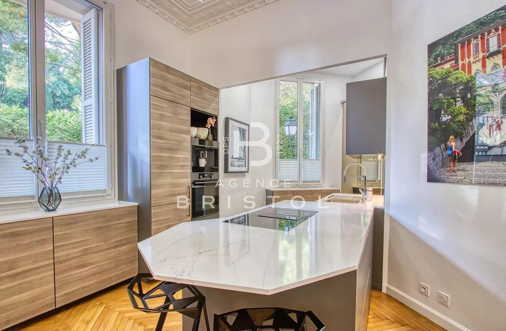 Appartement à vendre, 140m², Beaulieu-sur-Mer