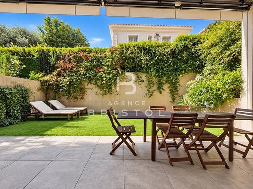 Appartement 3 pièces 70 m² · à Beaulieu-sur-Mer · 70 m² · 1 150 000 €