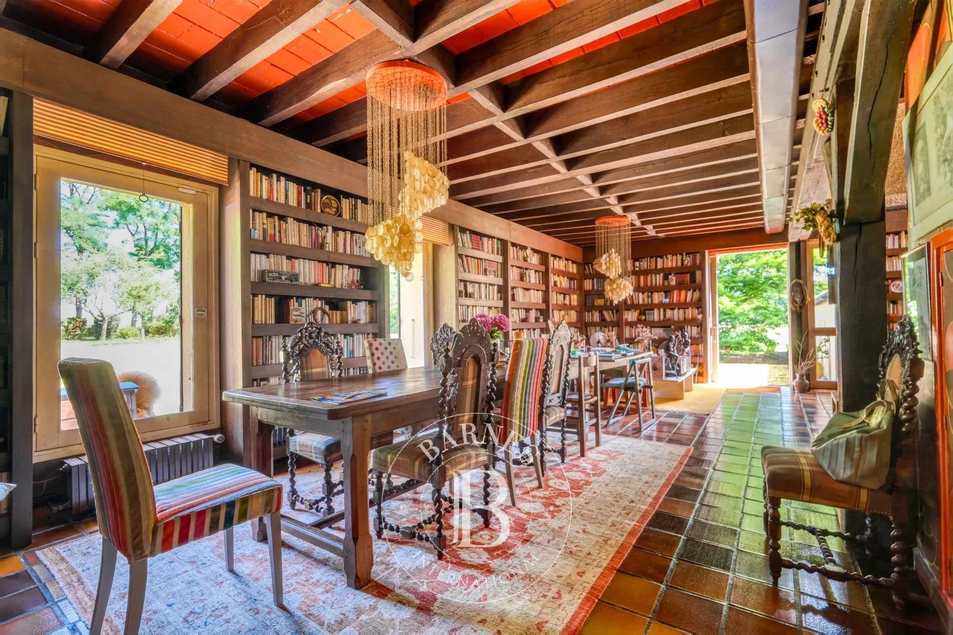 Maison à vendre, 600m², Nemours