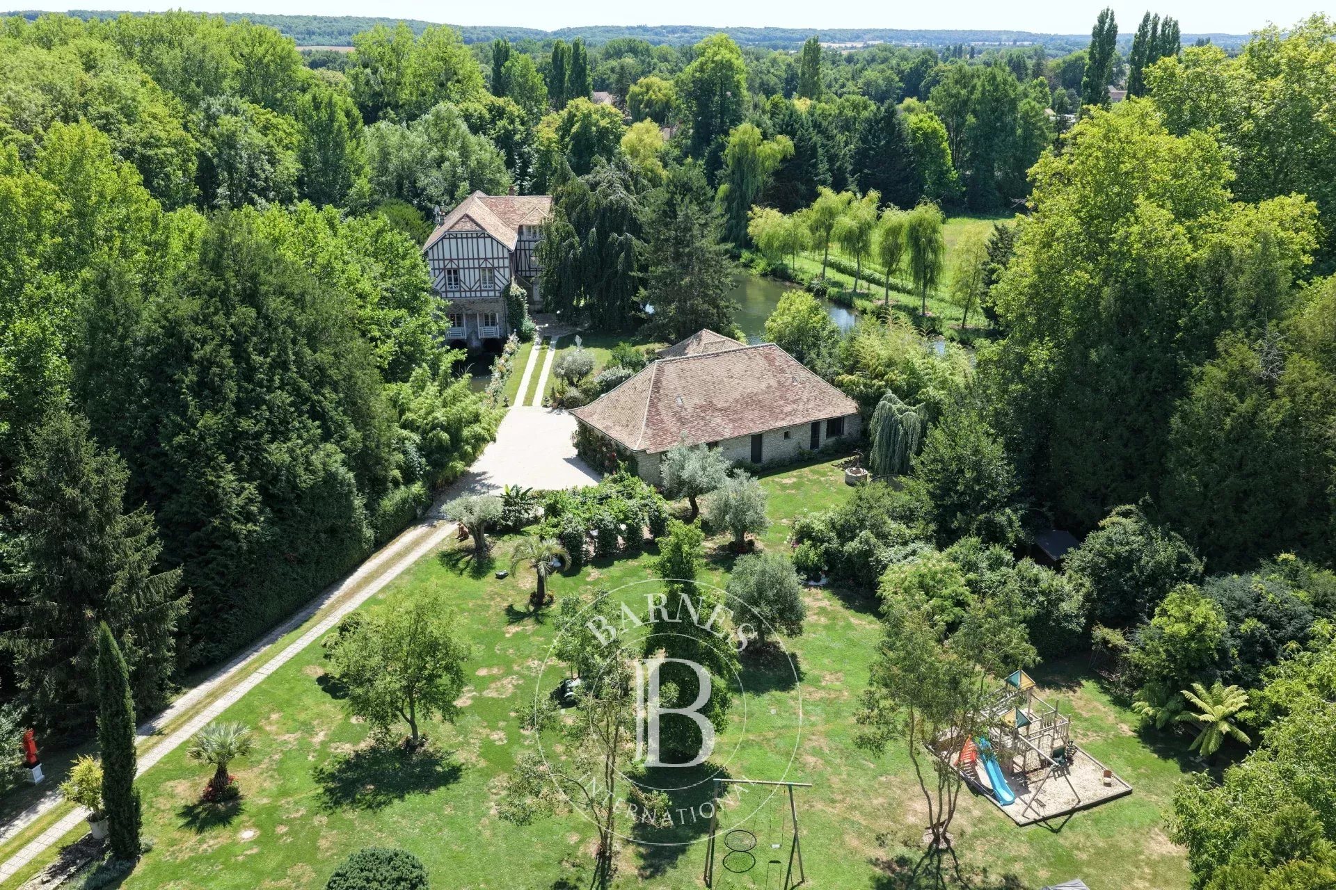 Maison à vendre, 660m², Anet