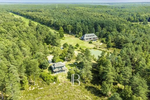 Maison 20 pièces 723 m² · à Rambouillet · 723 m² · 6 500 000 €