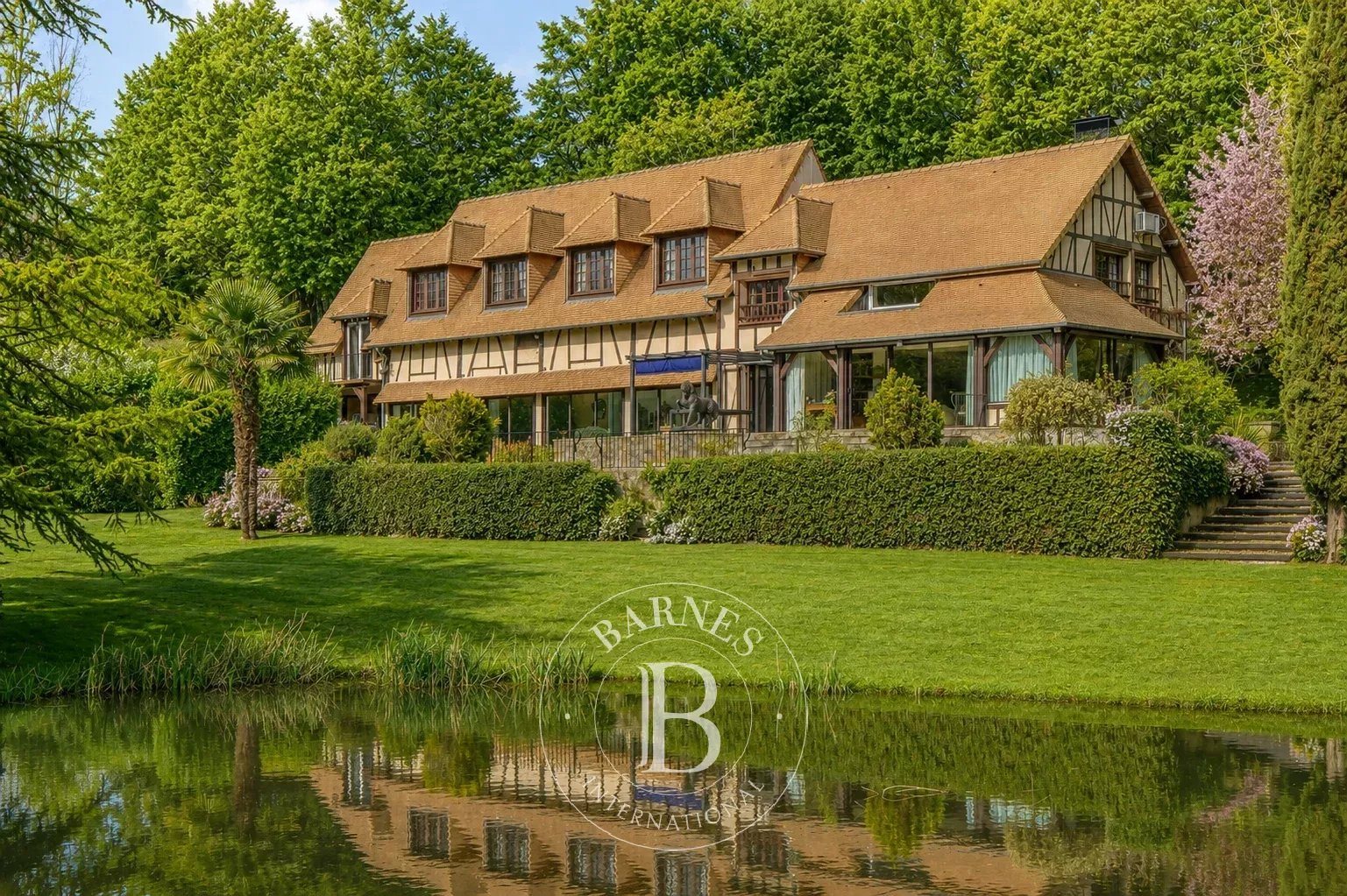 Maison à vendre, 296m², Conches-en-Ouche