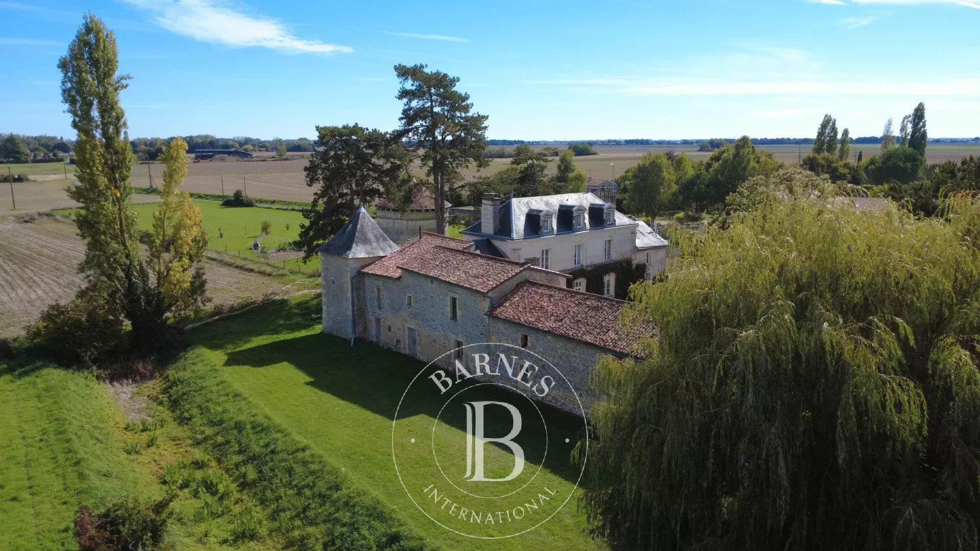 Maison à vendre, 205m², Poitiers