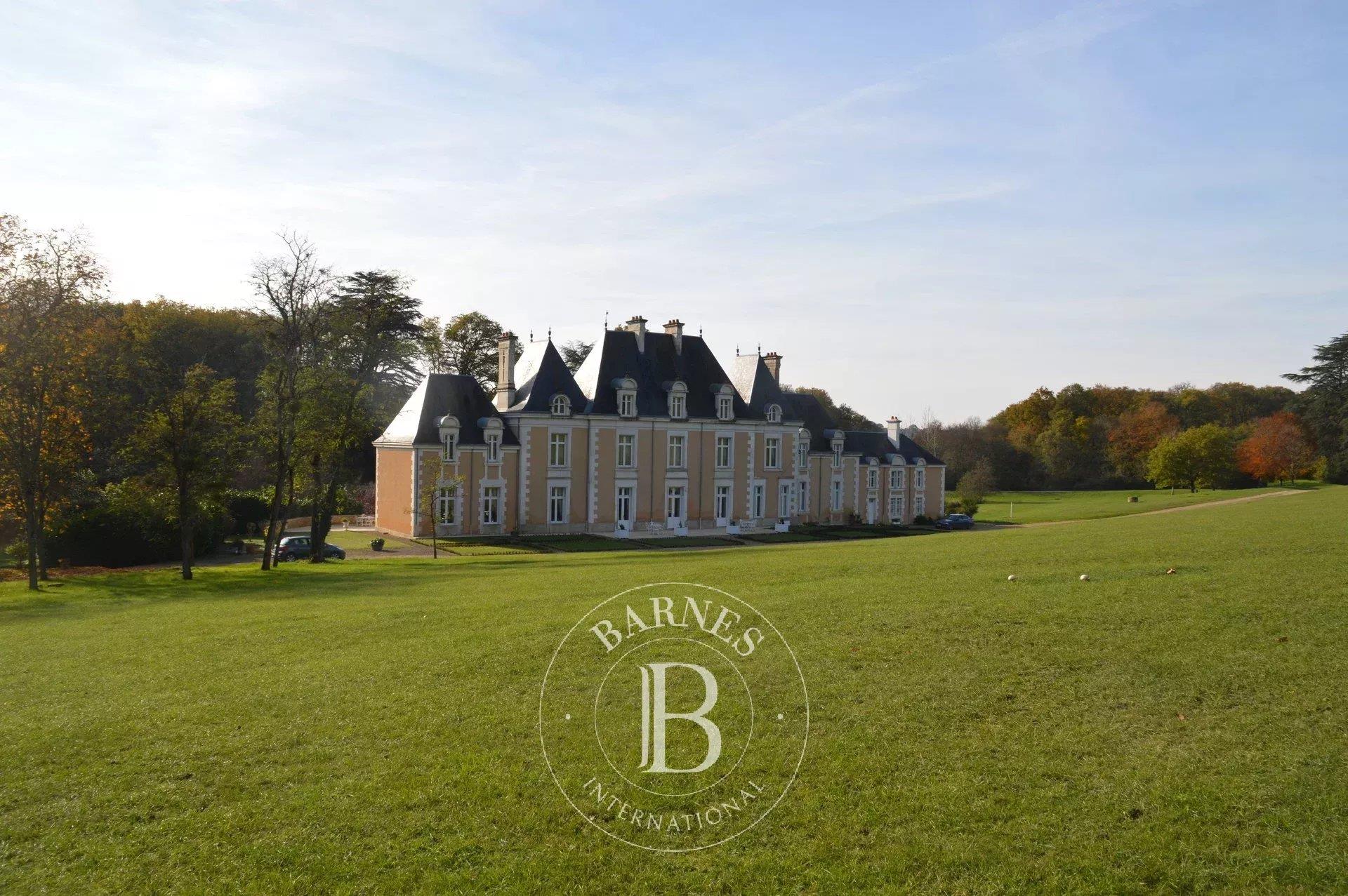Maison à vendre, 600m², Poitiers