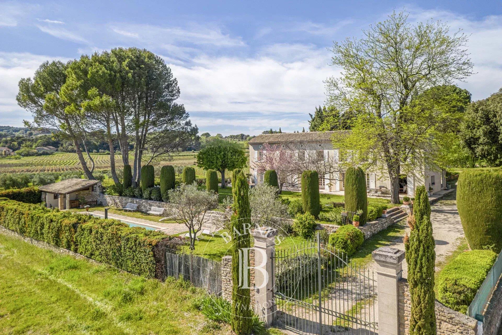 Maison à vendre, 380m², Vaison-la-Romaine