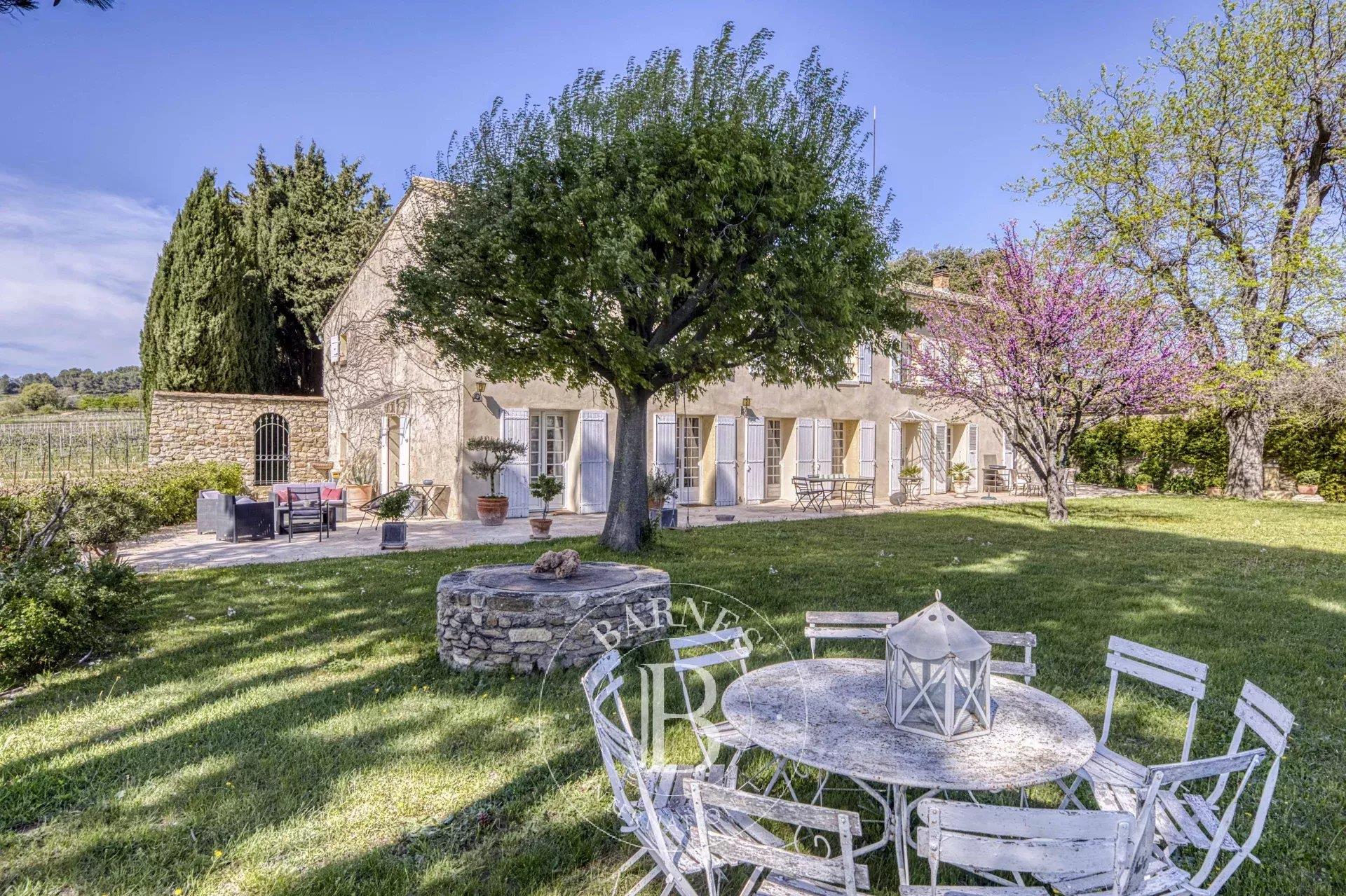 Maison à vendre, 380m², Vaison-la-Romaine