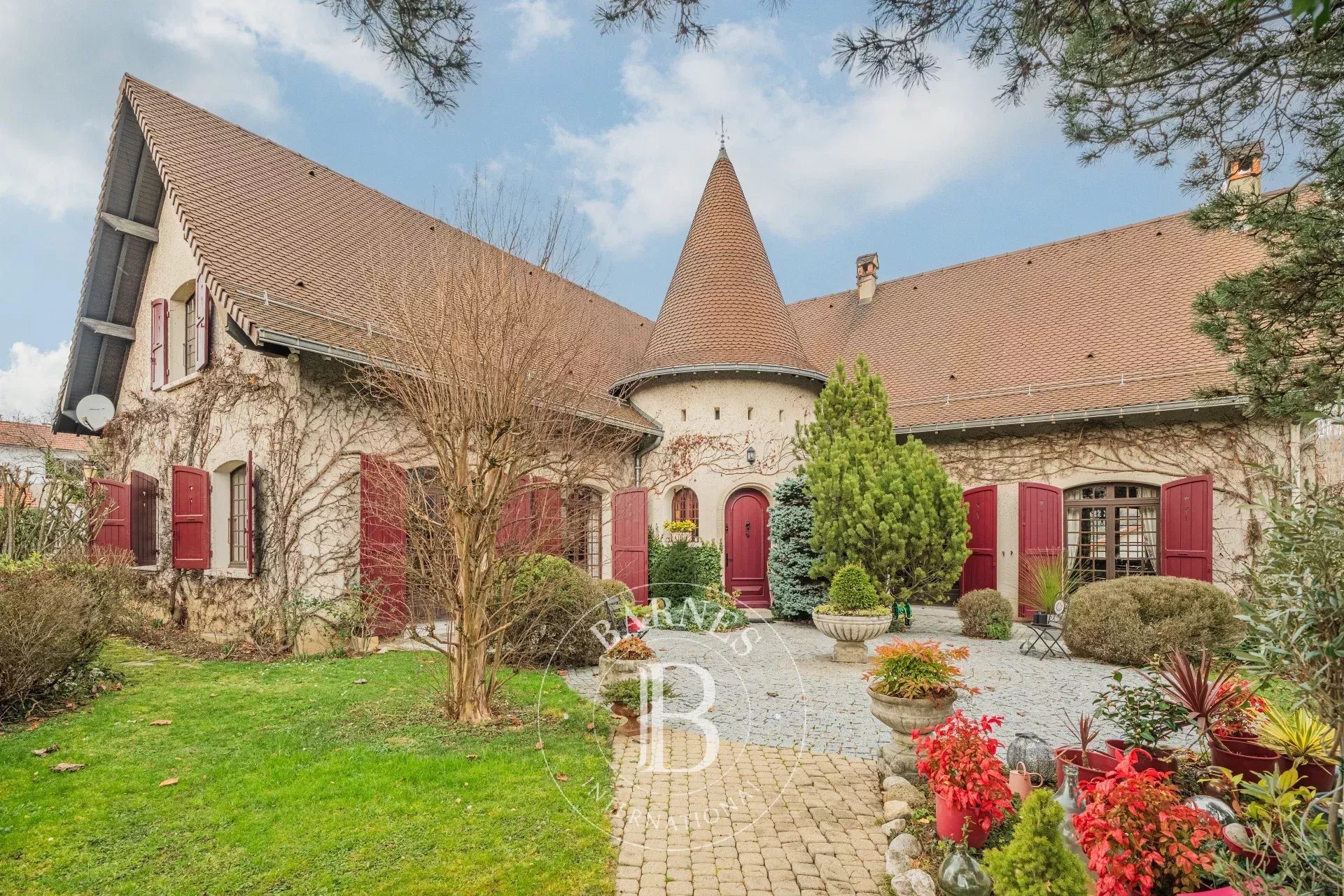 Maison à vendre, 360m², Voiron