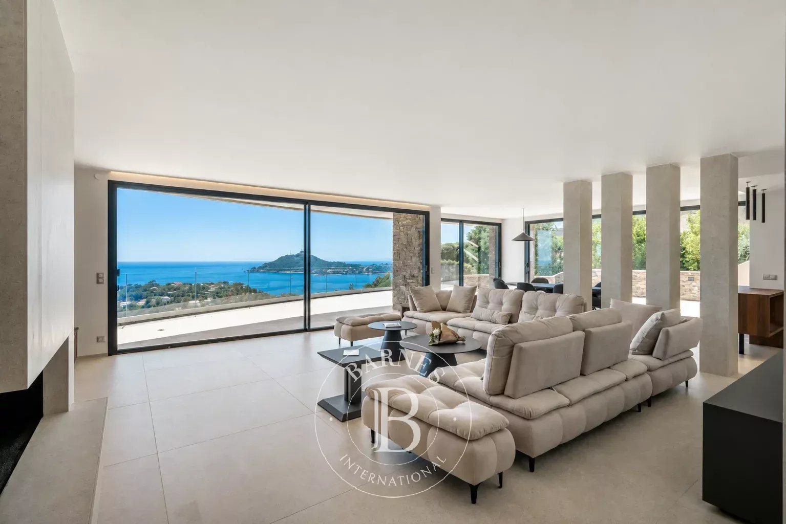 Maison à vendre, 325m², Saint-Raphaël