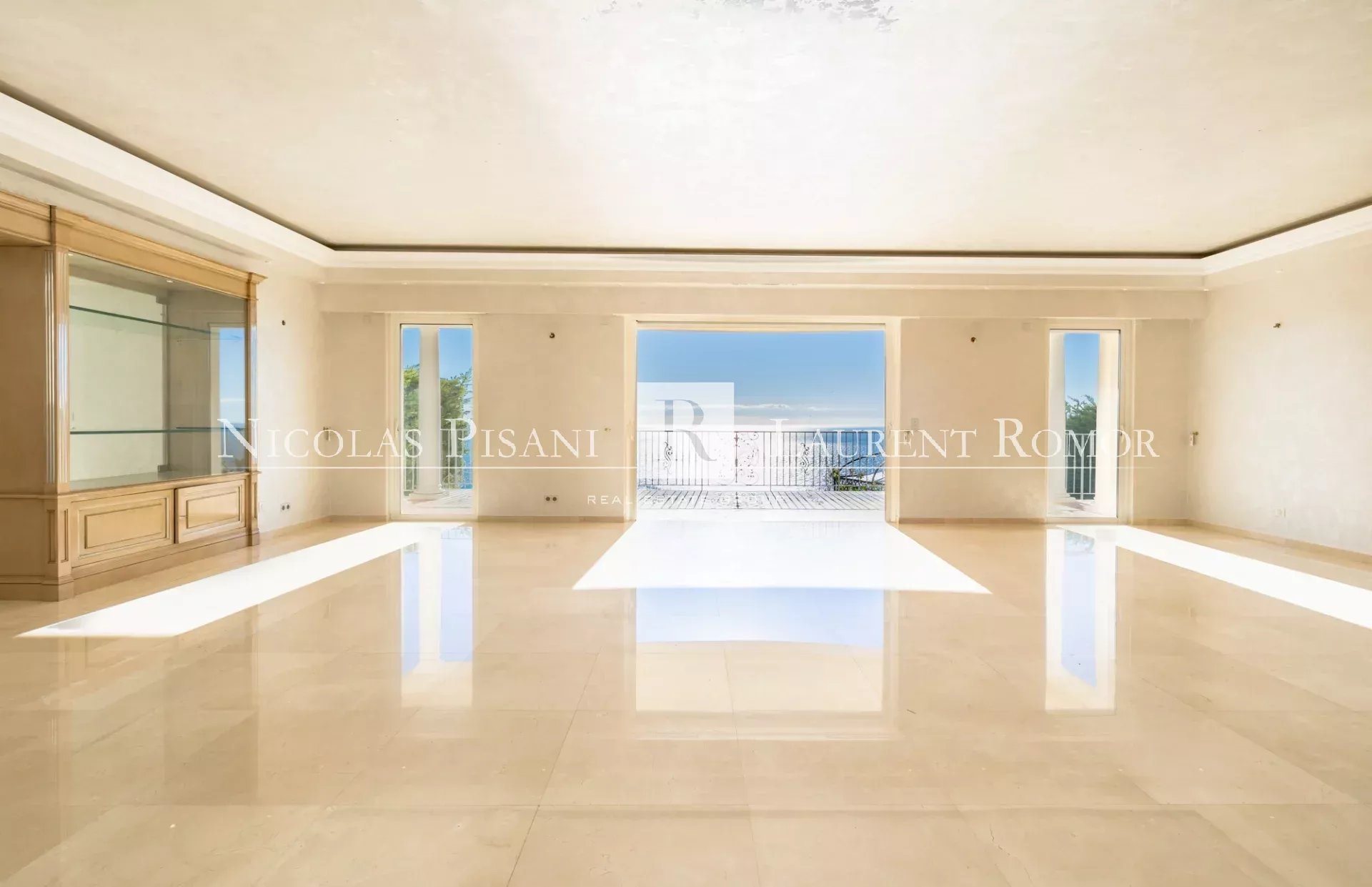 Maison à vendre, 400m², Roquebrune-Cap-Martin