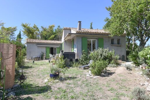 Maison 3 pièces 63 m² · à Lacoste · 63 m² · 260 000 €
