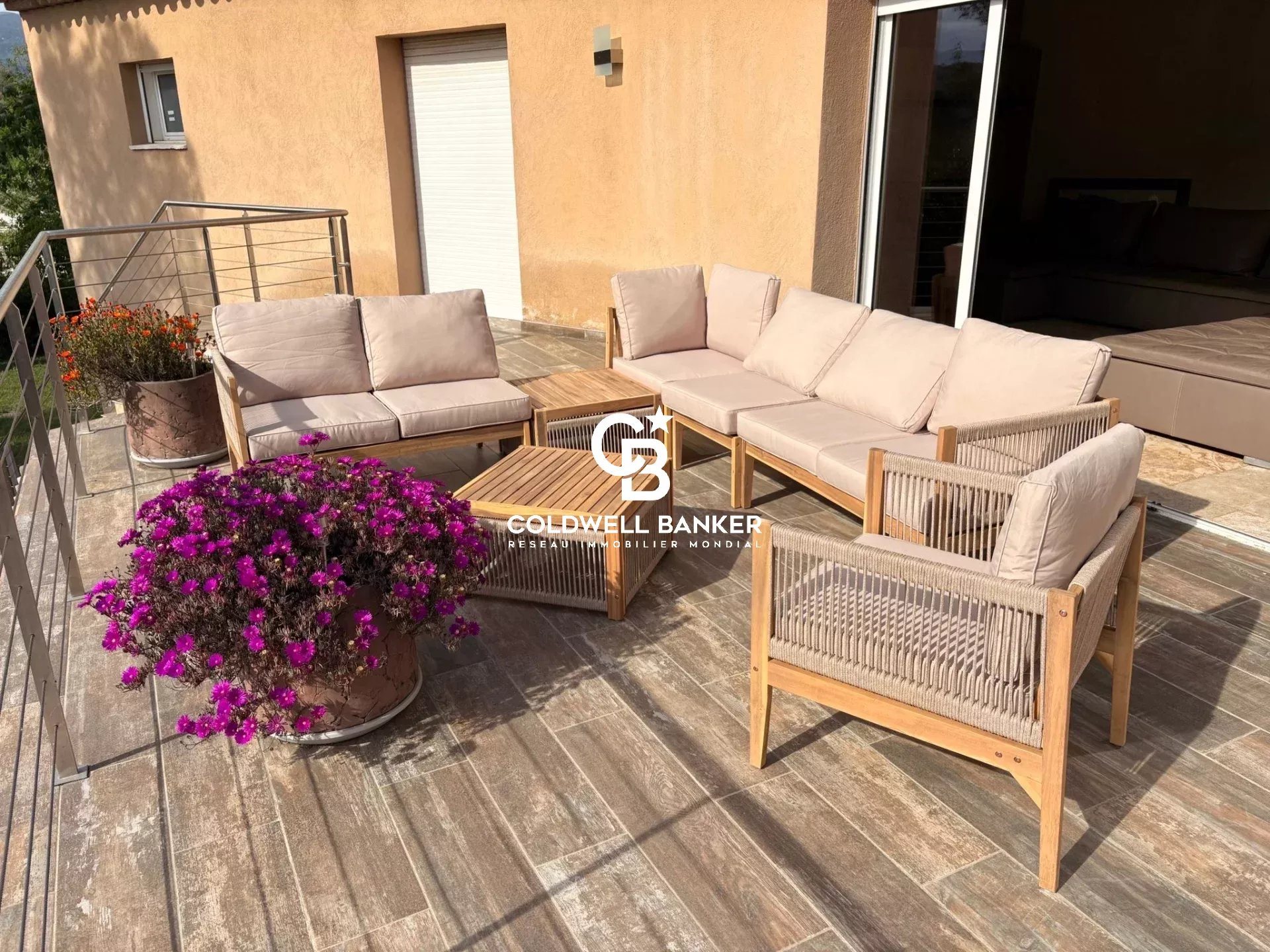 Maison à vendre, 430m², Roquefort-les-Pins