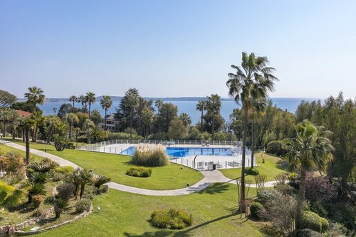 Appartement 3 pièces 82 m² · à Vallauris · 82 m² · 845 000 €