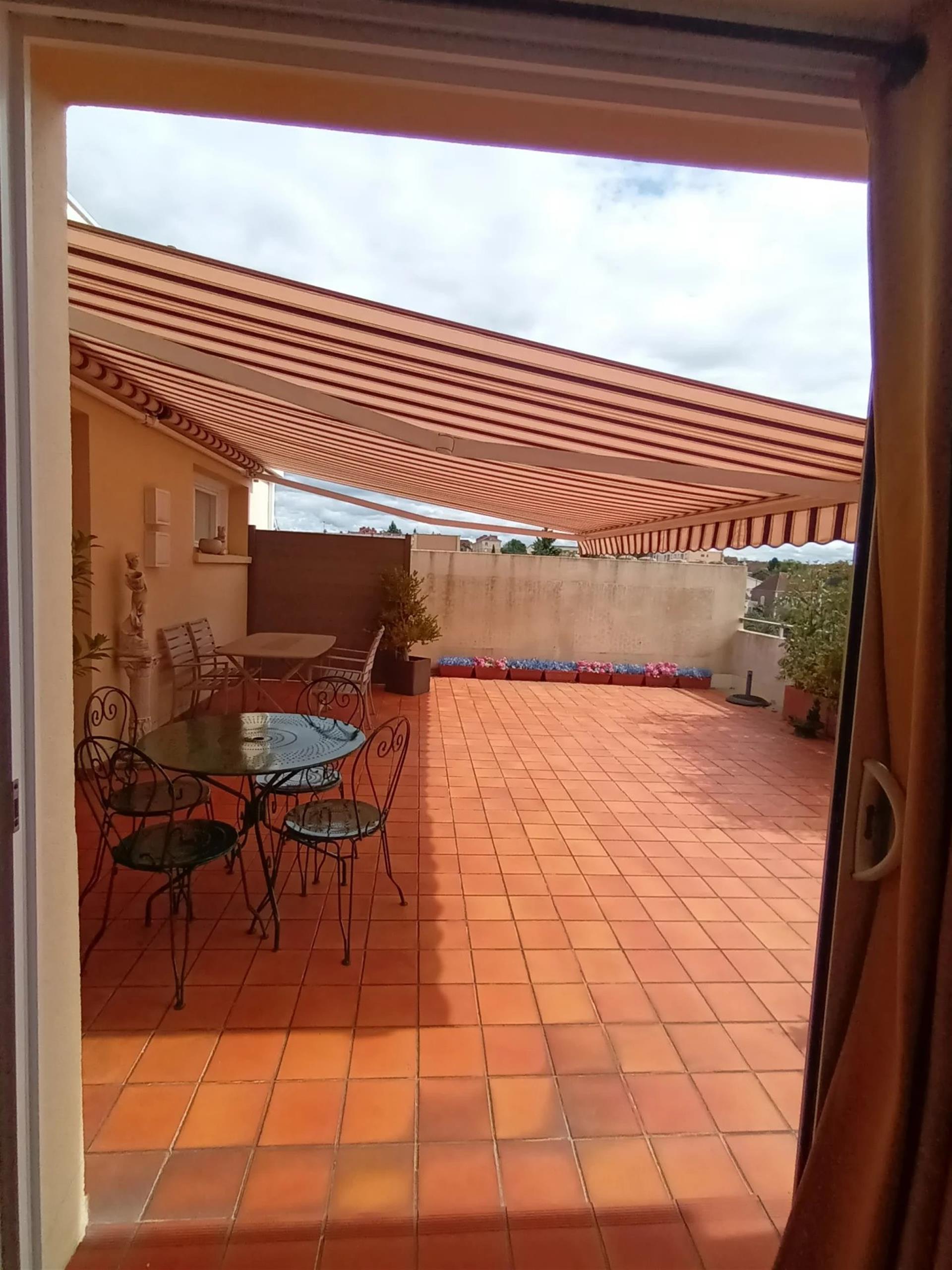 Appartement à vendre, 208m², Montceau-les-Mines