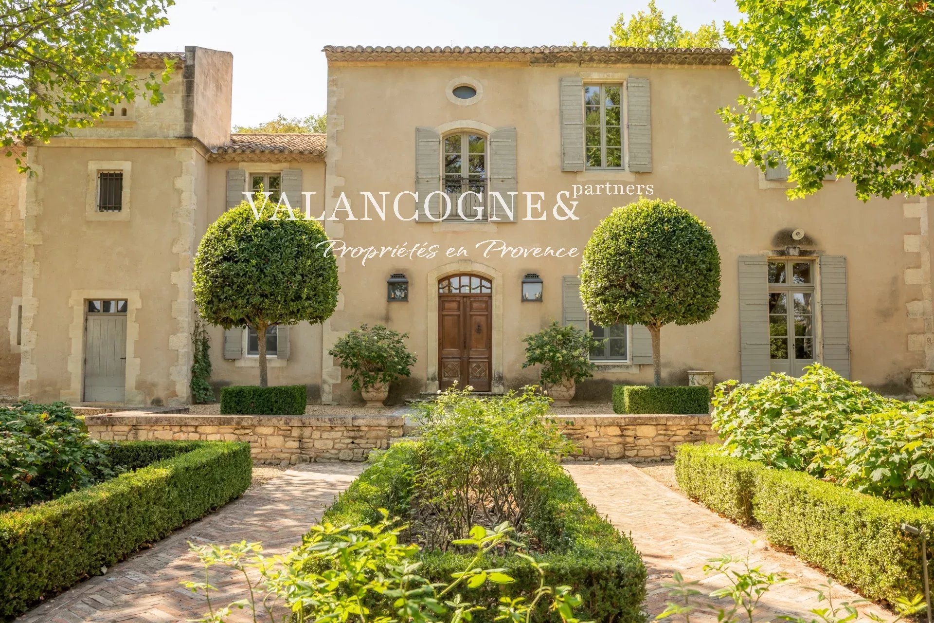 Maison à vendre, 580m², Saint-Rémy-de-Provence