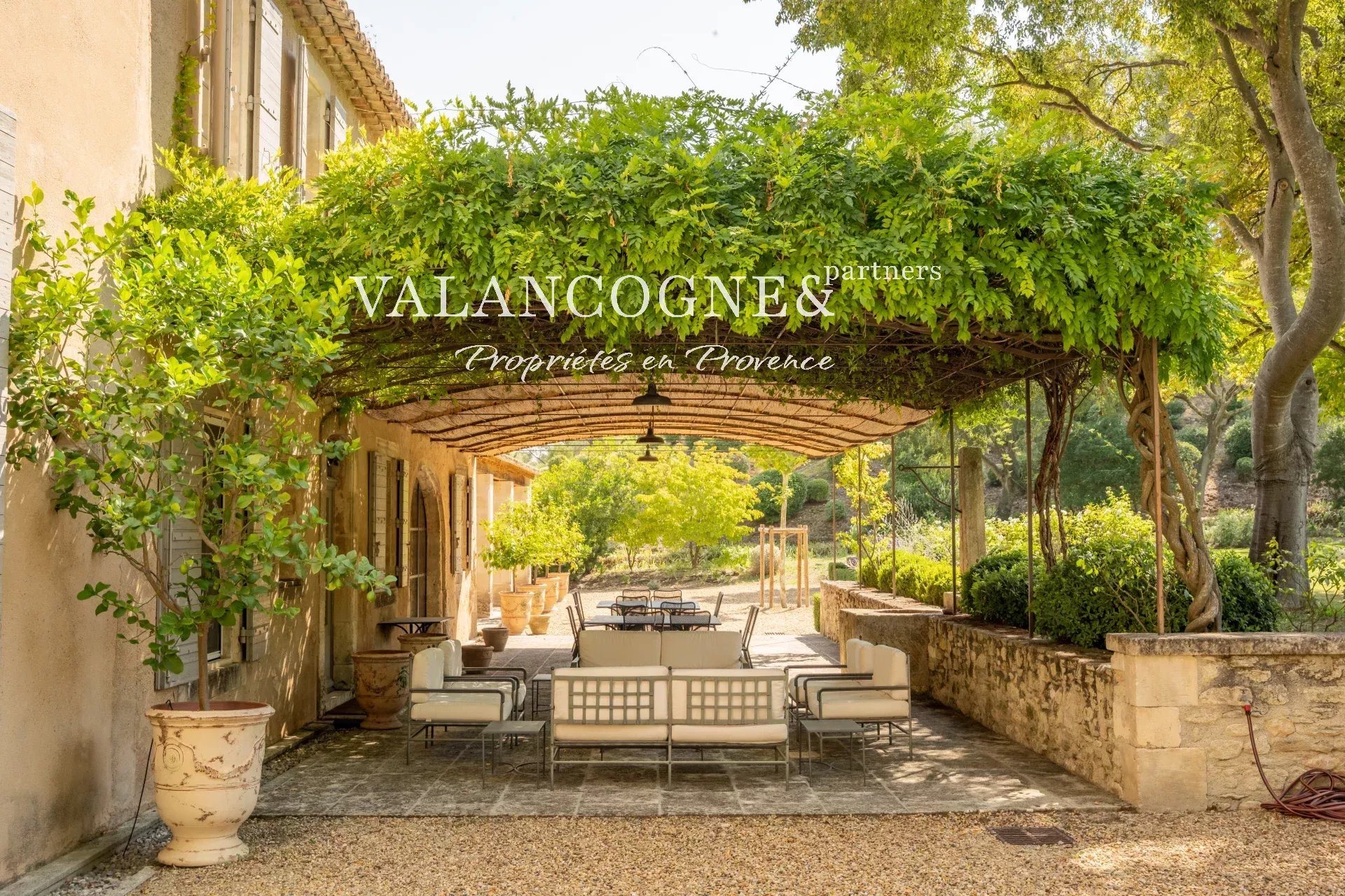 Maison à vendre, 580m², Saint-Rémy-de-Provence