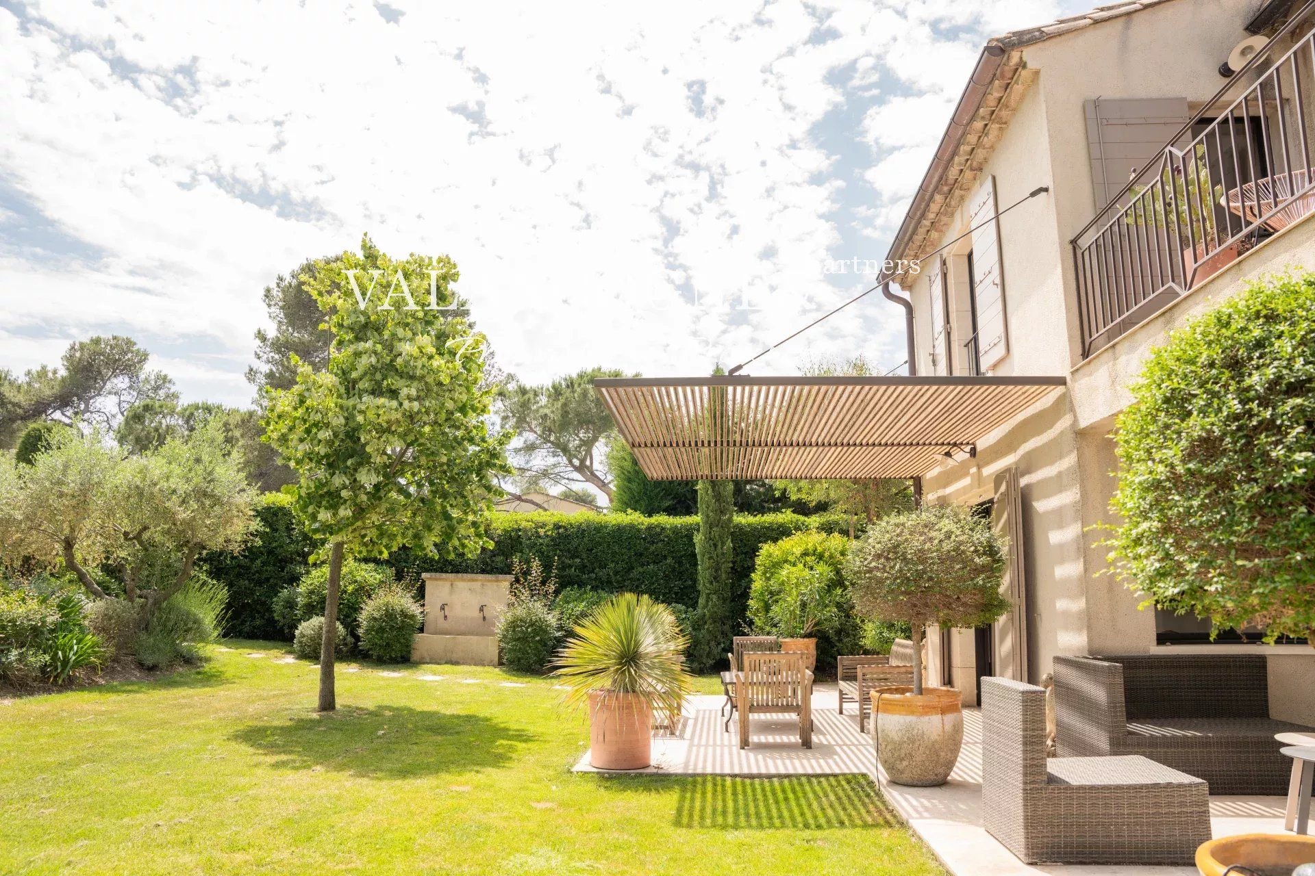Maison à vendre, 248m², Eygalières