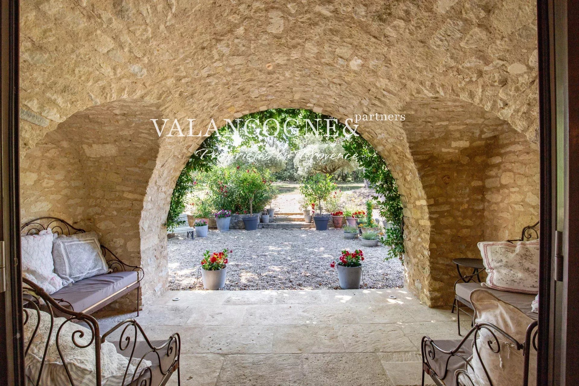 Maison à vendre, 256m², Eygalières