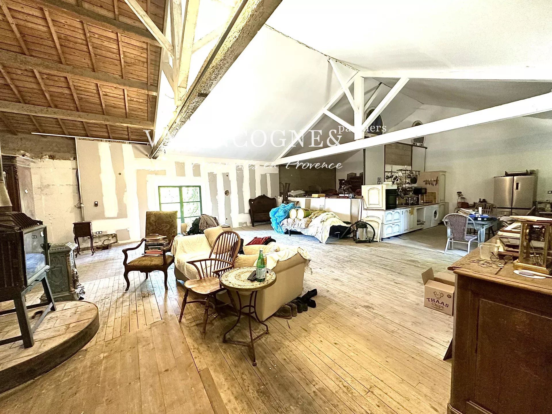 Maison à vendre, 280m², Eygalières