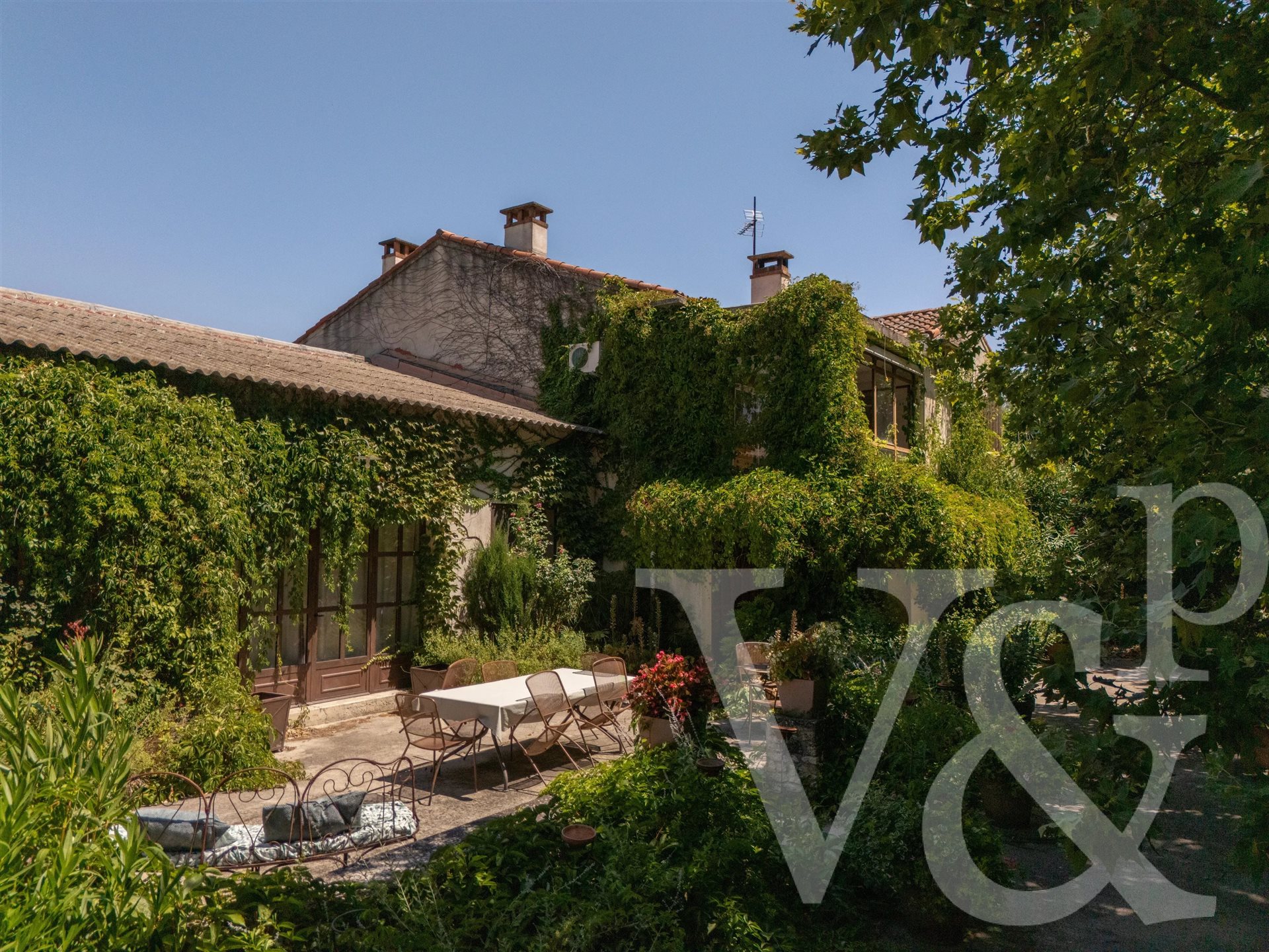 Maison à vendre, 360m², Mollégès