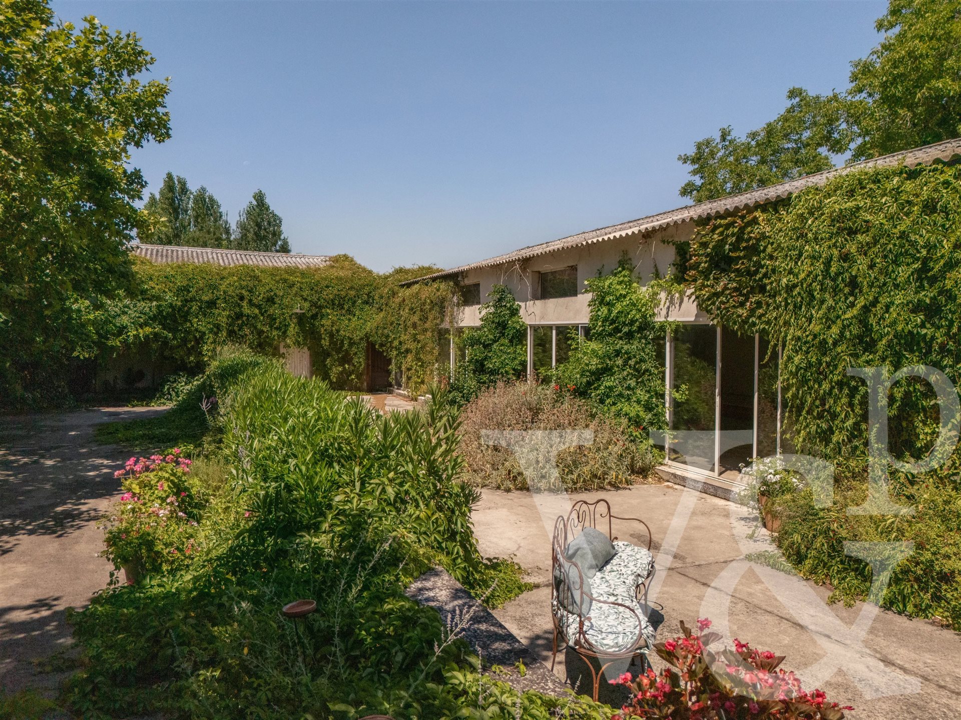 Maison à vendre, 360m², Mollégès